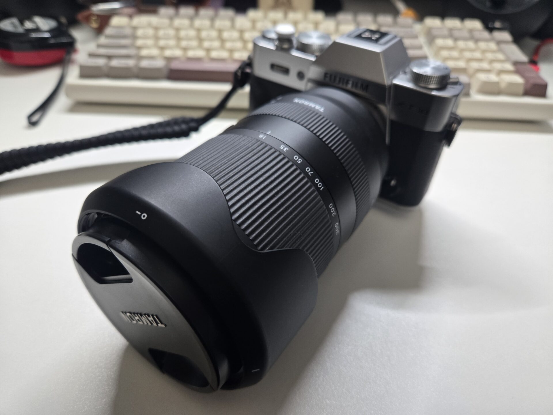 TAMRON】驚異の16.6倍ズームを誇る超便利レンズ！ハーフマクロ撮影も