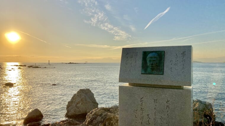 富士山と海が一望できる葉山の「森戸神社」でお参りして心も清らかに