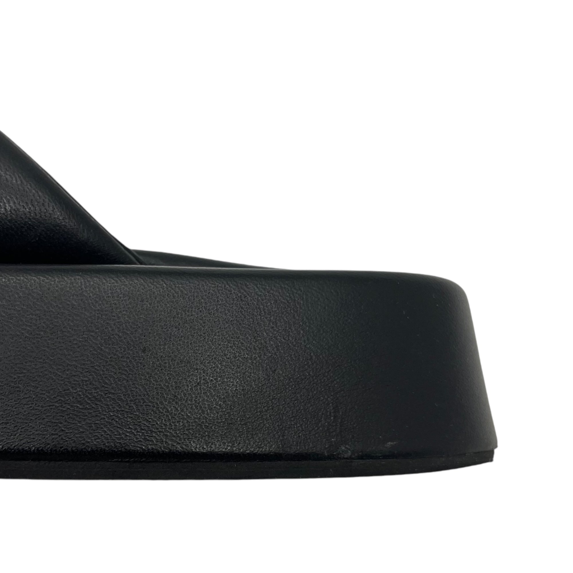 FABIO RUSCONI(ファビオルスコーニ) cross belt footbed sandals