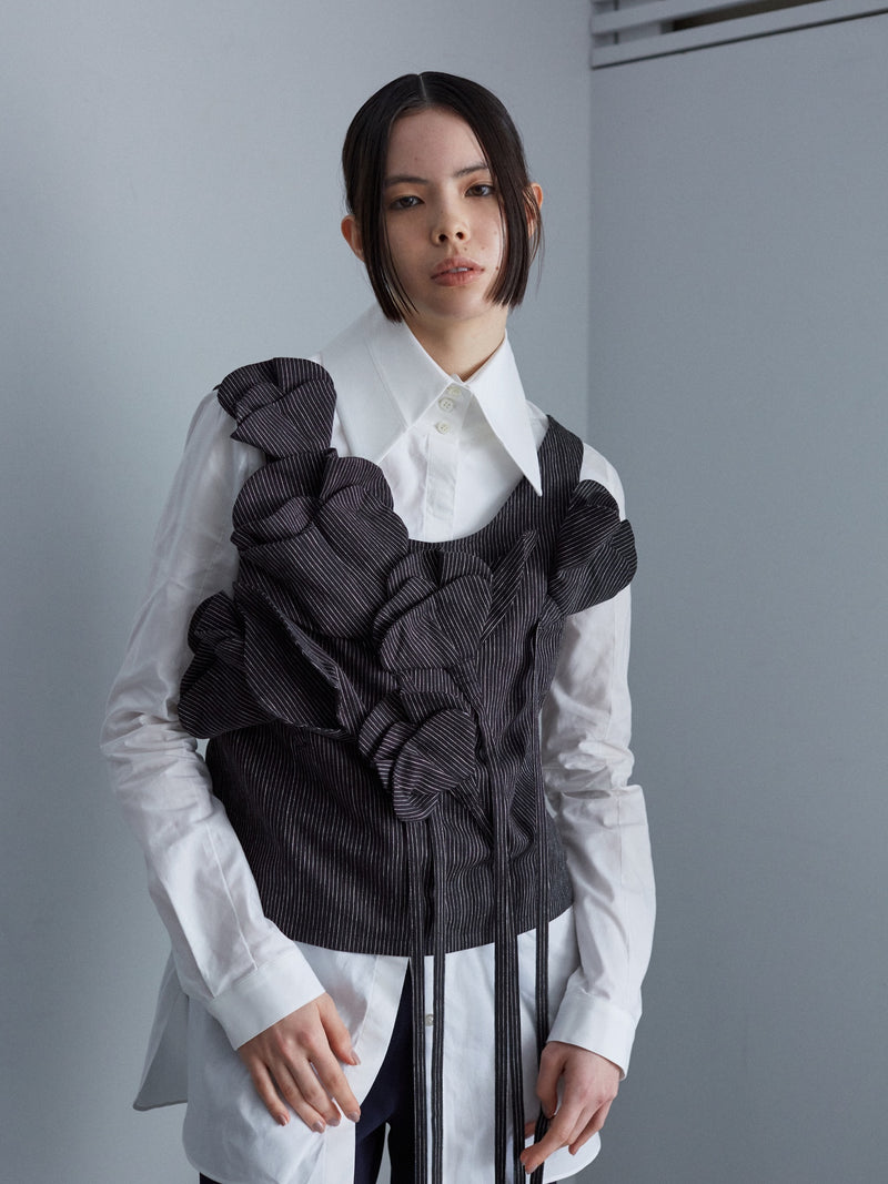 RIV NOBUHIKO（リブ ノブヒコ）RAMM BOUQUET TOP フラワーモチーフ