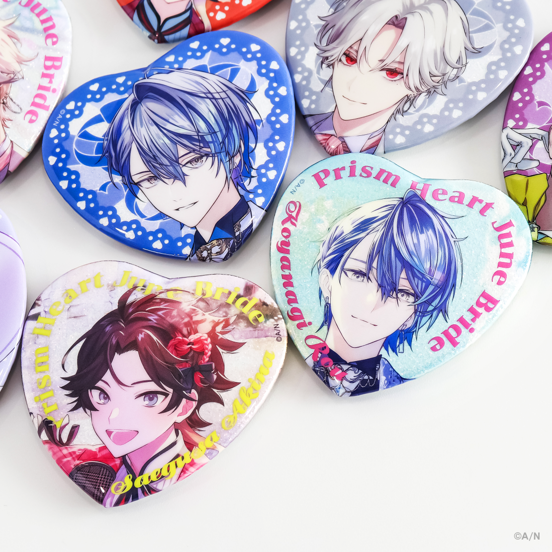 Prism Heart June Bride】ランダムハート型缶バッジ Aグループ｜にじ