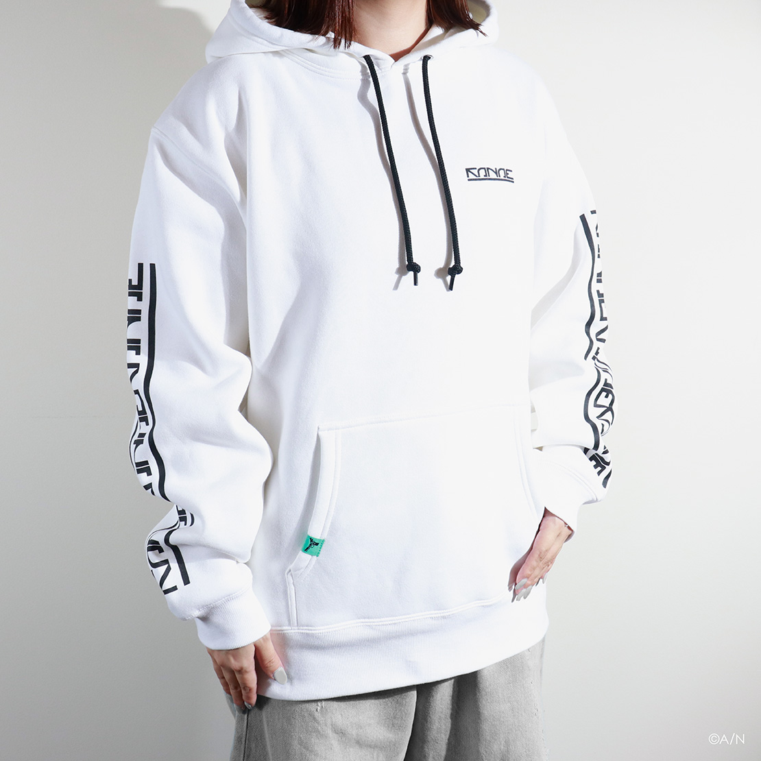 NIJISANJI Clutch Mode Type：Kanae & Lauren】フード付きパーカー｜に