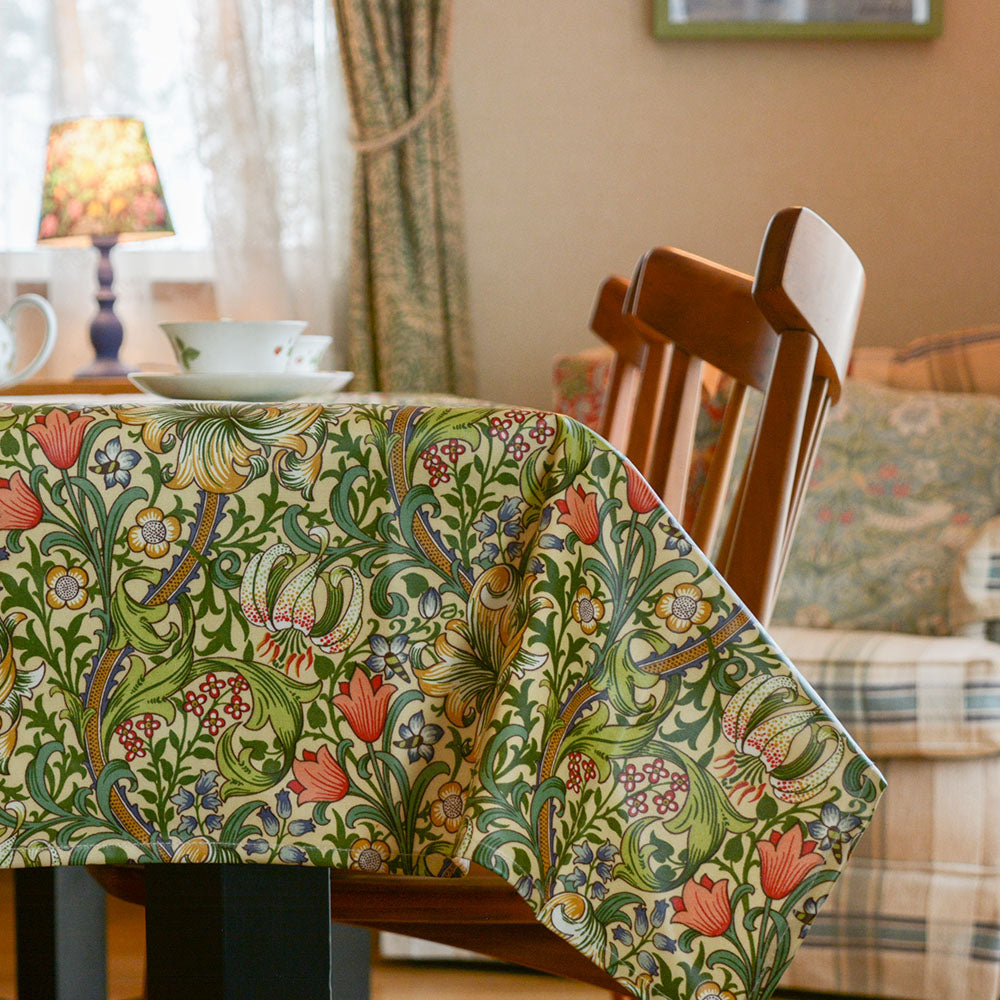 ウィリアムモリス PVC テーブルクロス 長方形 Golden Lily - 英国雑貨