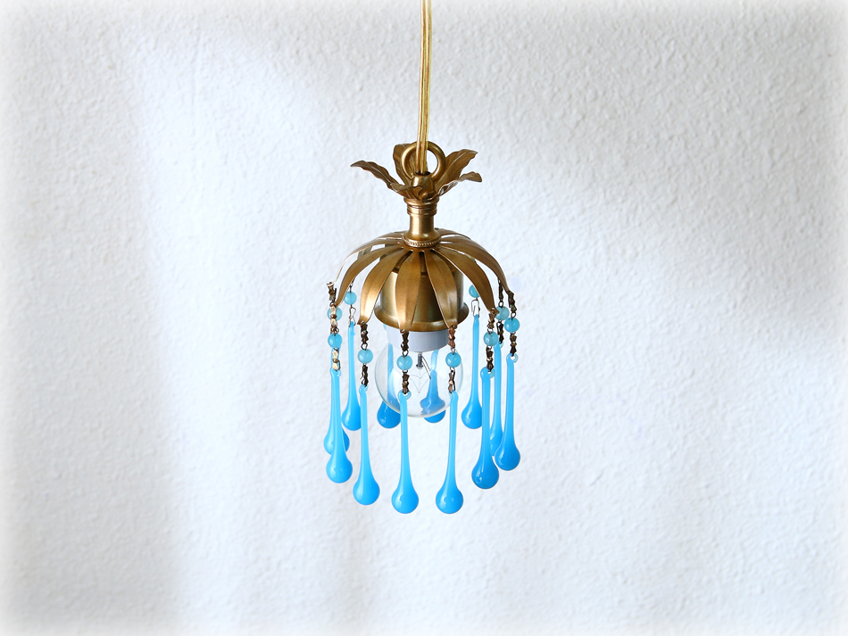 ブルーオパリン&ゴールドルーフ ミニシャンデリア｜アンティーク家具