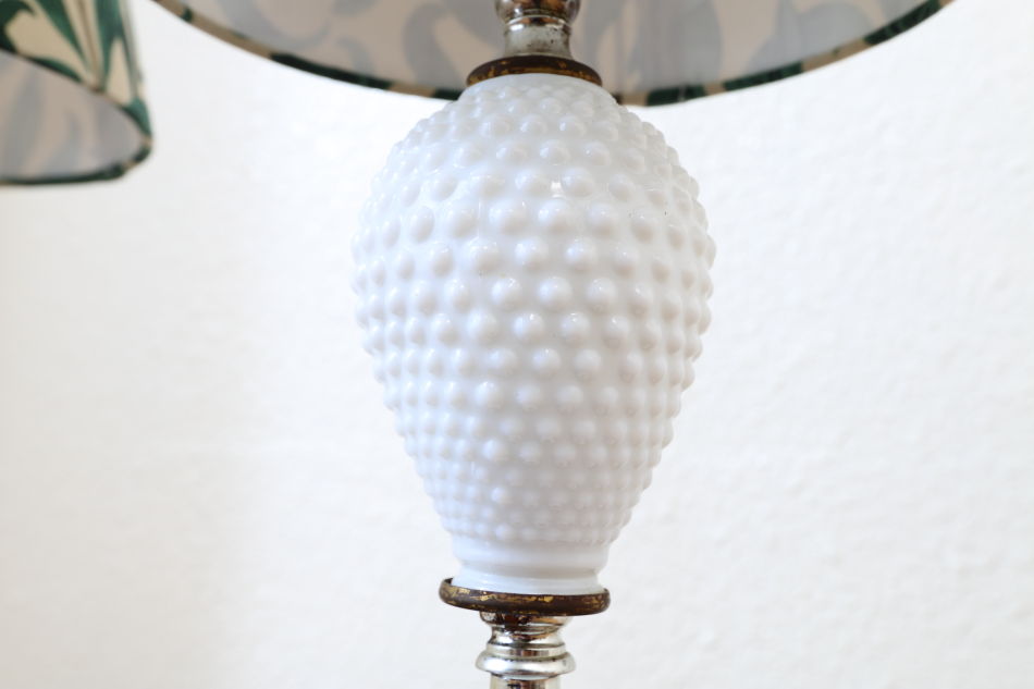 オールドフェントンFenton ミルクガラス ホブネイルテーブルランプ