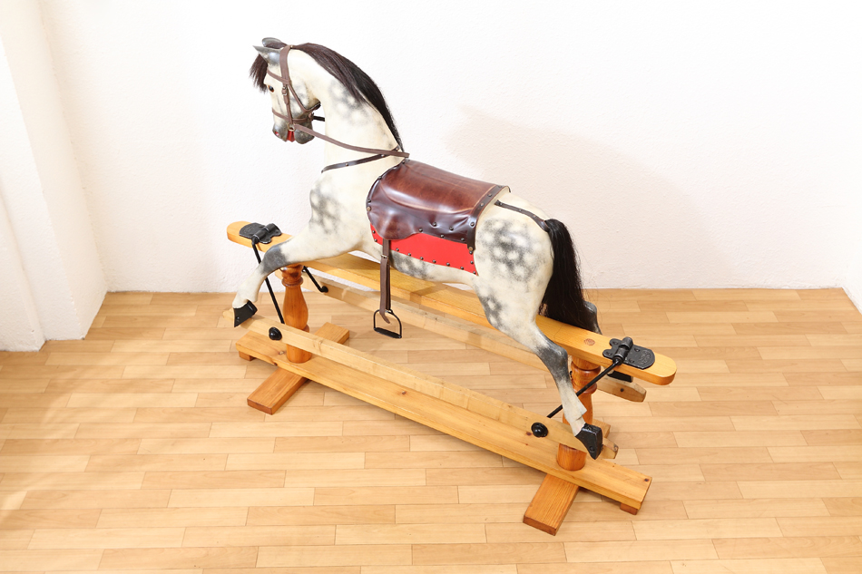 トム・コブリーTom Cobley ロッキングホース 