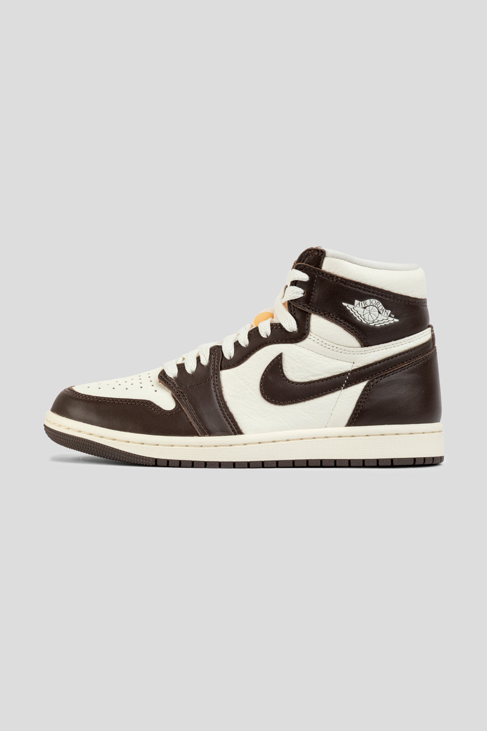 Women's Air Jordan 1 Retro High OG 'Baroque Brown & Sail' - FD2596
