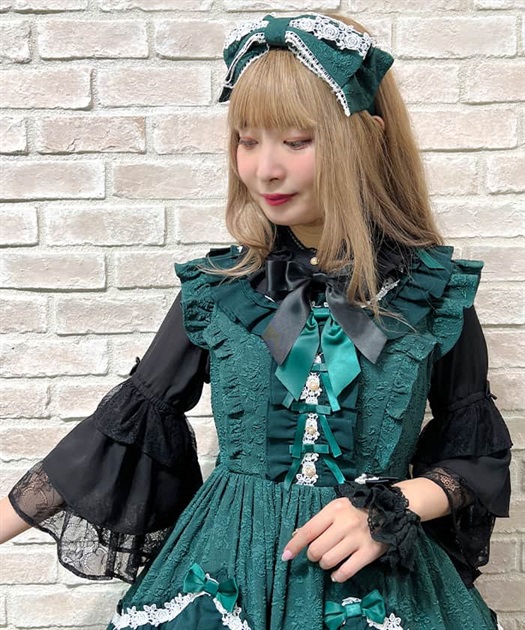 3段フリル姫袖ブラウス | kawaii -outlet- | axes femme online shop