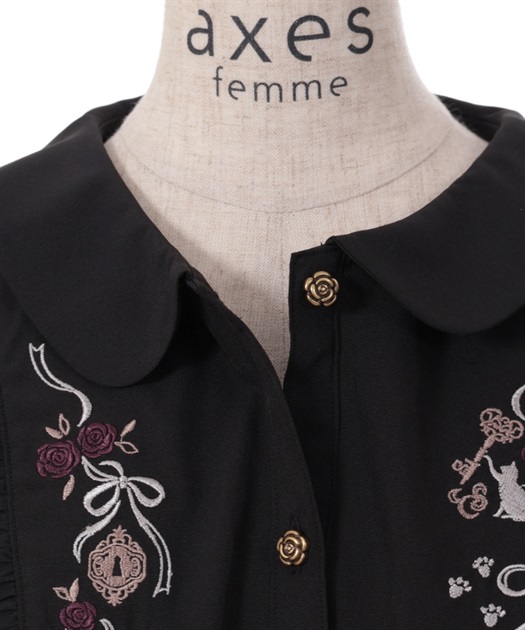 猫刺繍ヨークフリルブラウス | axes femme -outlet- | axes femme