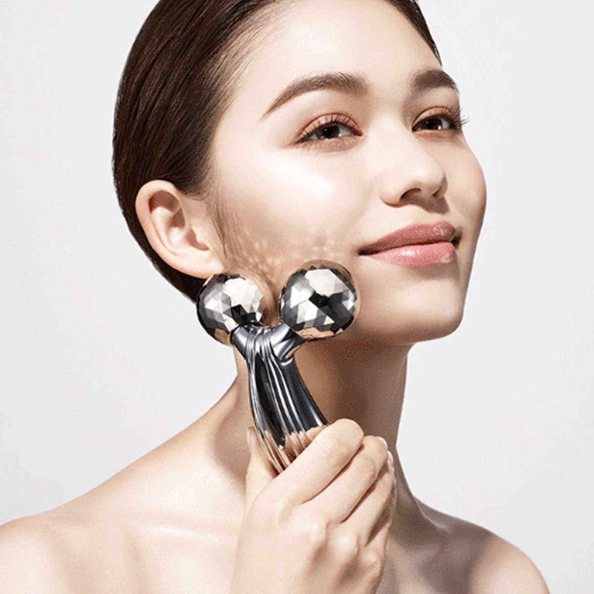 ReFa リファエスカラットレイ シルバー 専用ポーチ付き リファエス