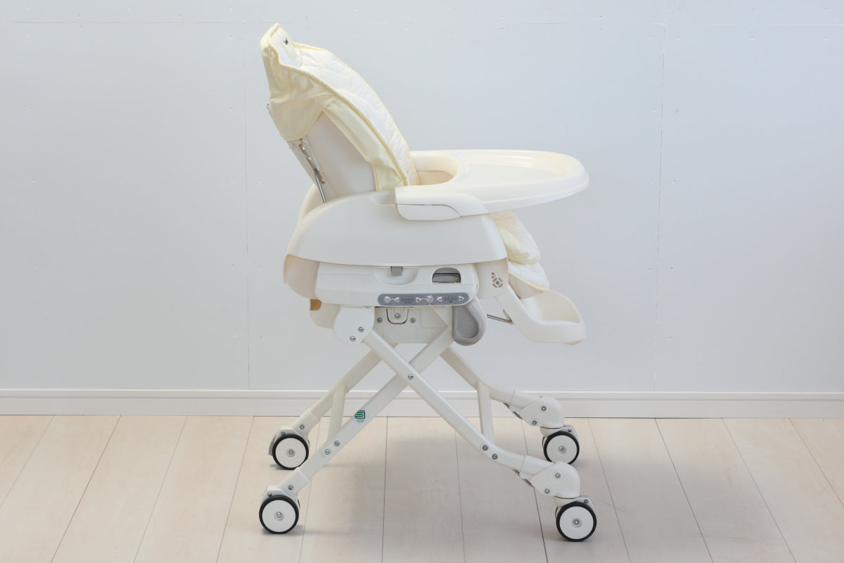 本州往復送料無料】ネムリラ AUTO SWING イエロー コンビ(Combi) 電動