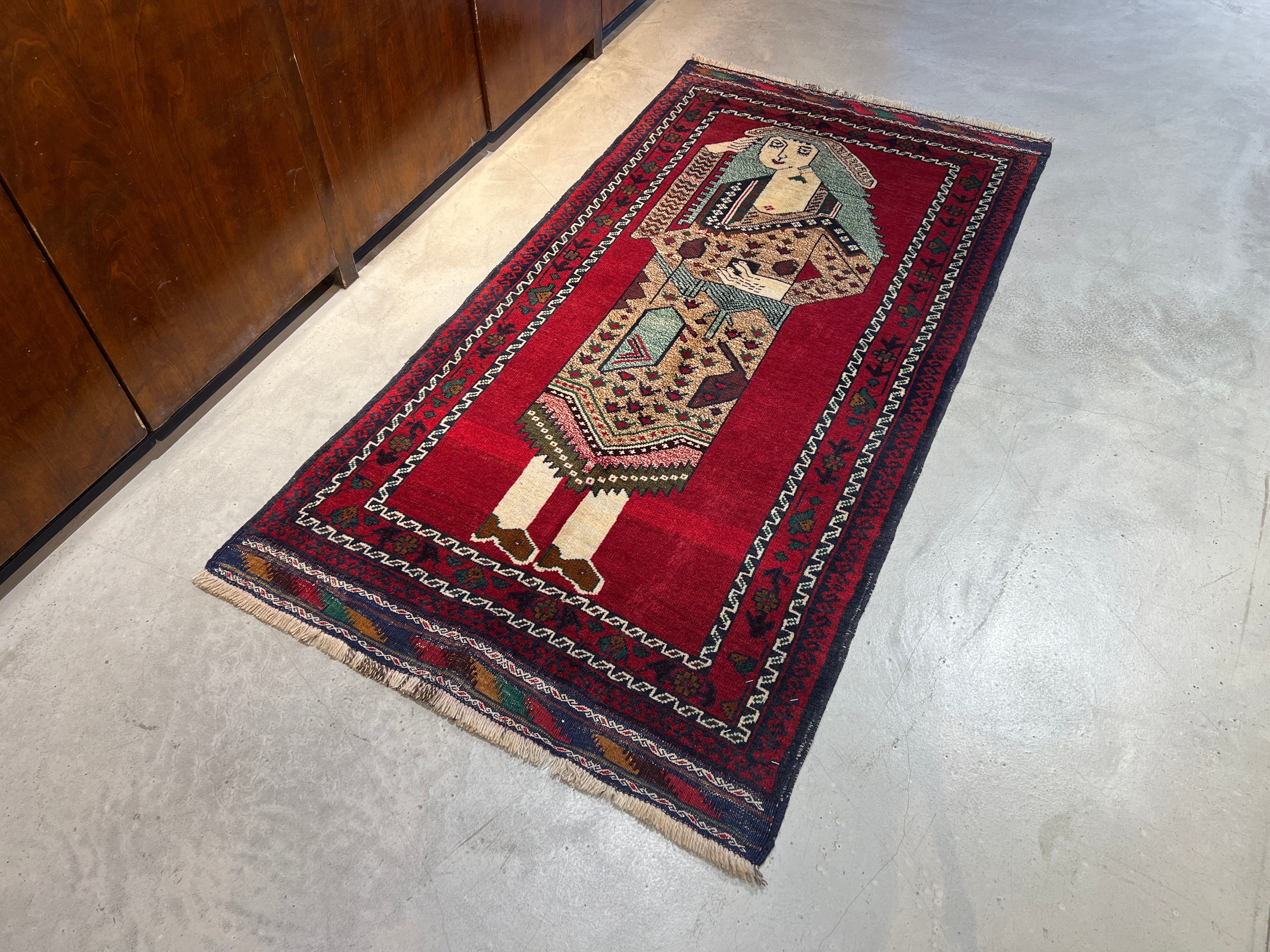 トライバルラグ – Layout online