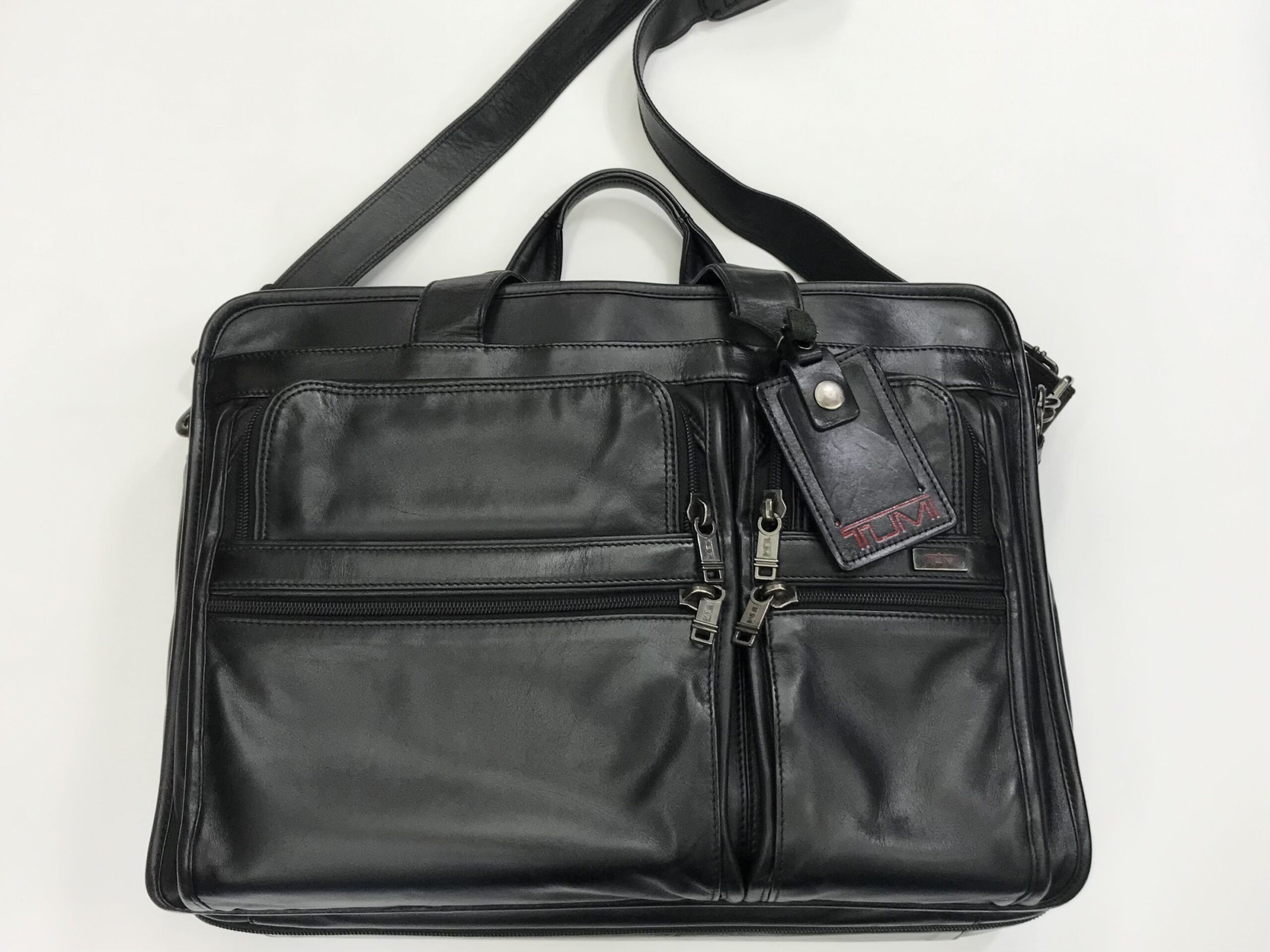 TUMI （トゥミ）本革ビジネスバッグ | 革製品のクリーニング＋染め直し