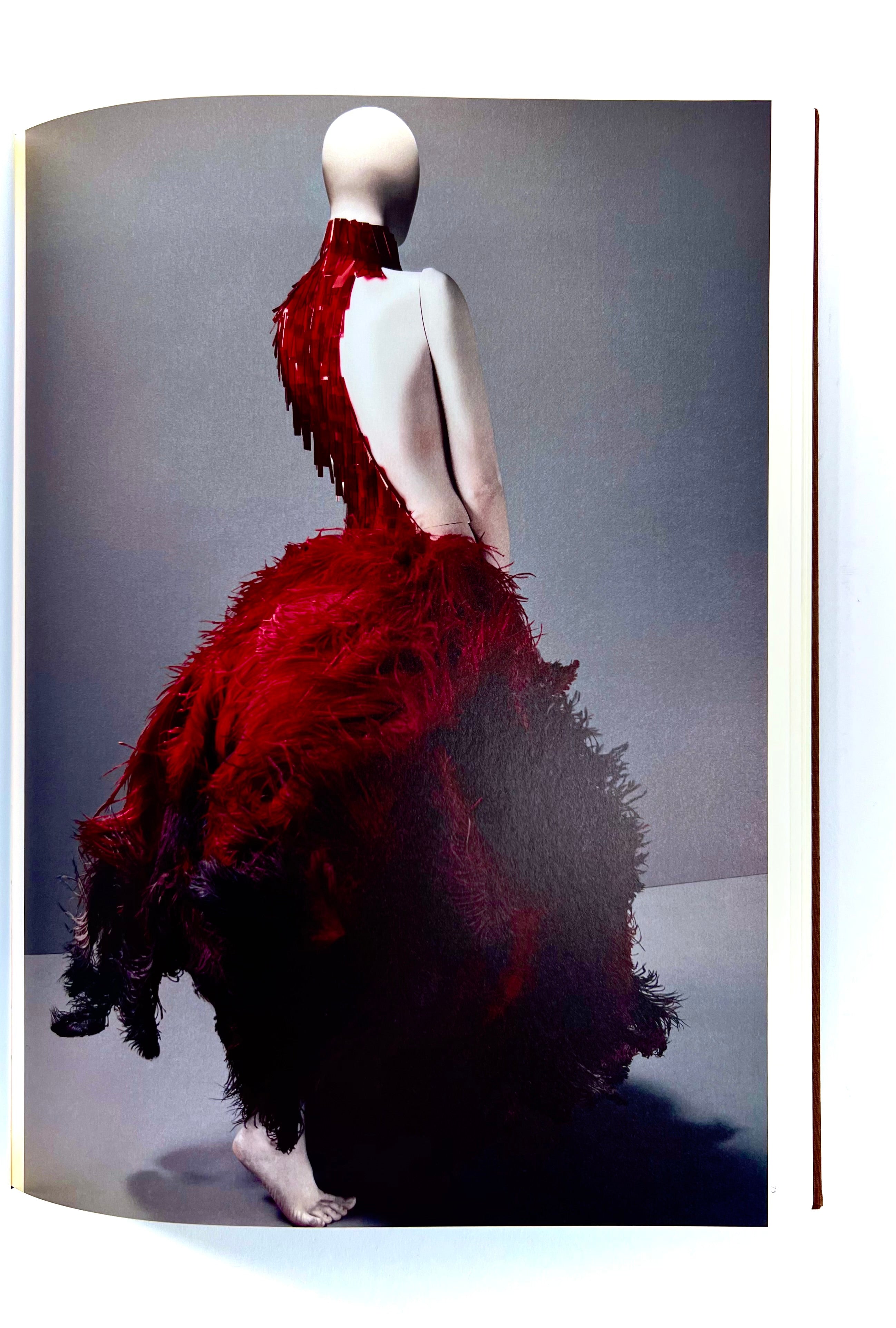 MCQUEEN, Alexander. Savage Beauty. – Glenn Horowitz Bookseller