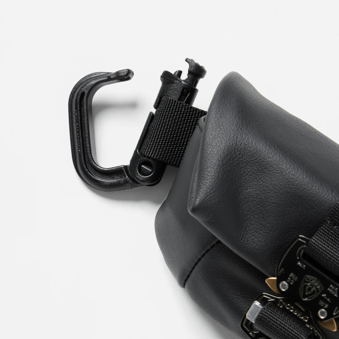 バックジャック ゴルフ】コブラレザー付きサングラスポーチ – GQ SHOP