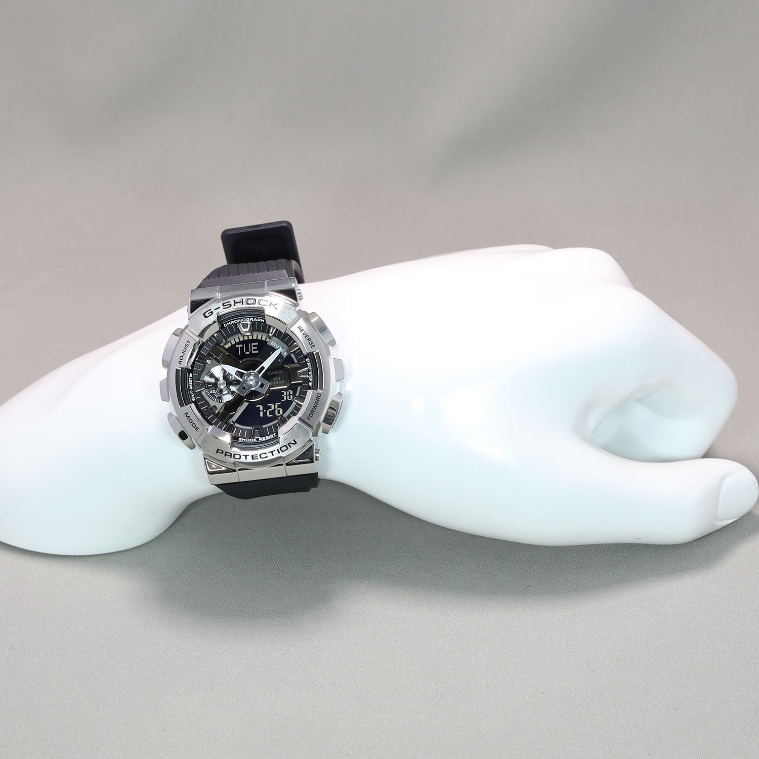 Gショック】GM-110シリーズ / Metal Coveredライン / GM-110-1AJF – GQ