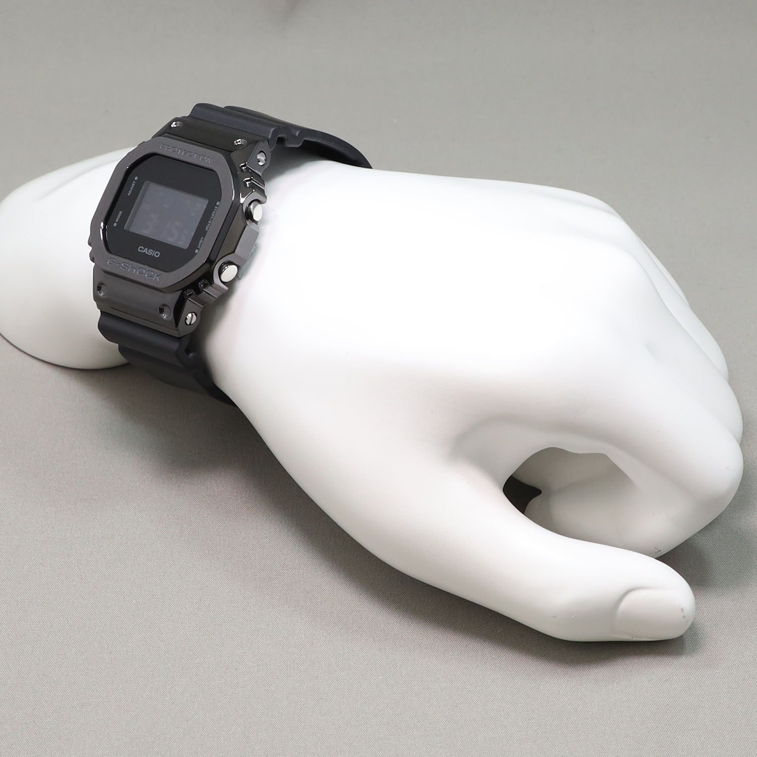 Gショック】5600シリーズ / メタルベゼル / GM-5600B-1JF / Gショック