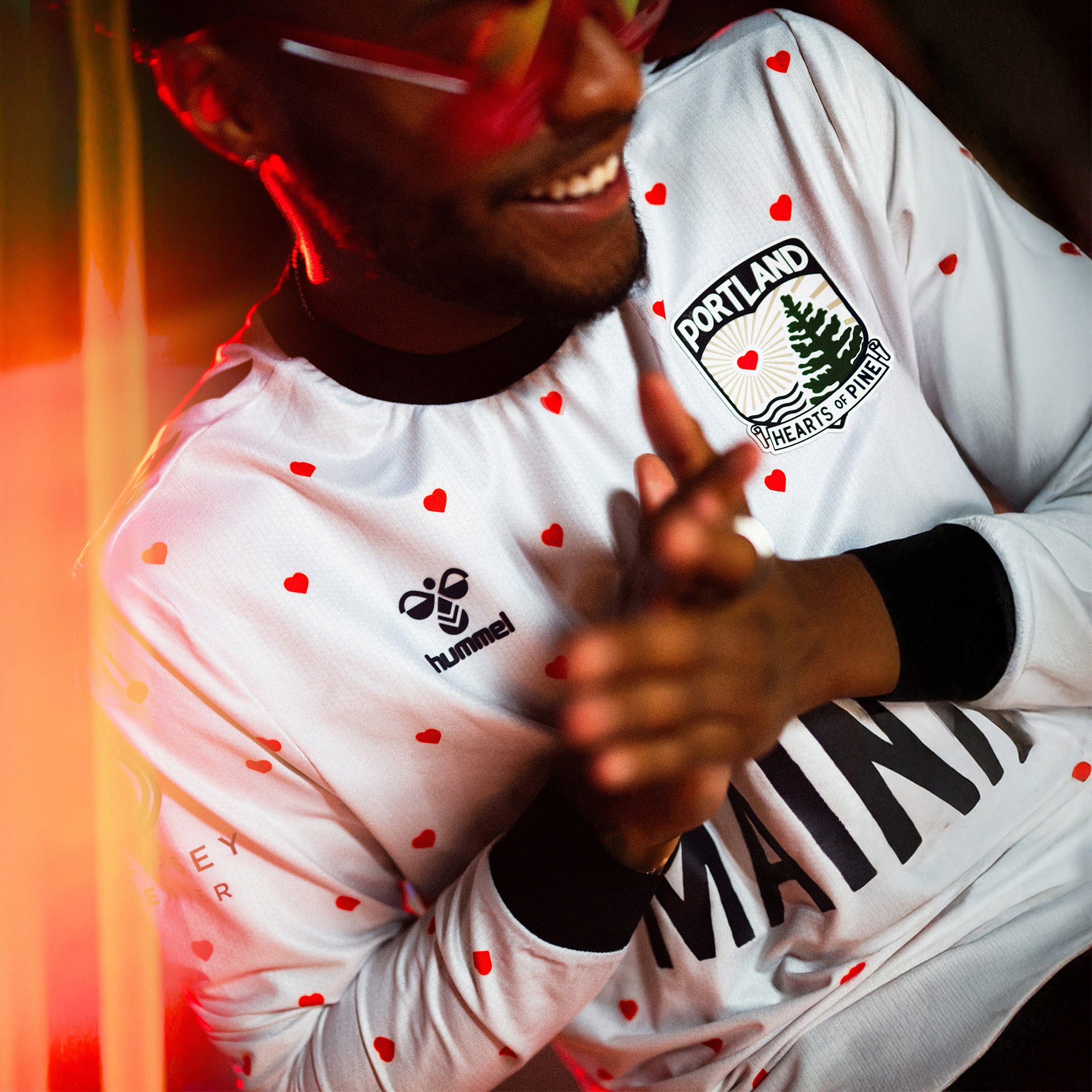 longsleeve_1.jpg?v=1755568575&