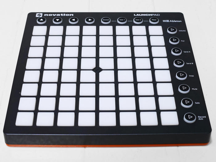 novation Launchpad MKII (中古)