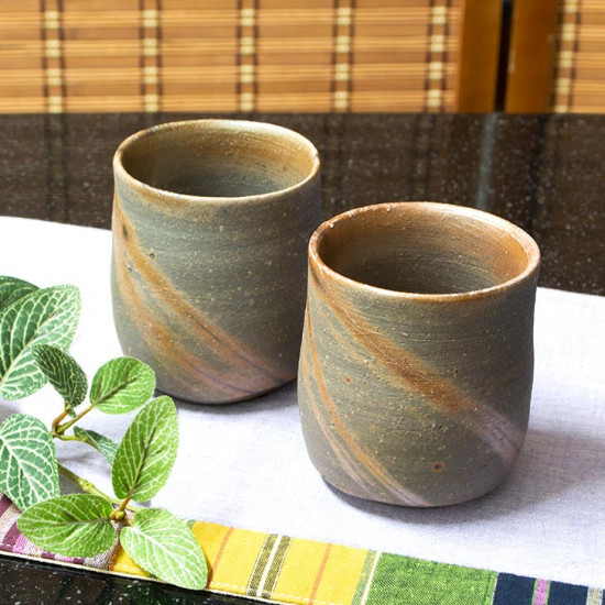 和雑貨 四季彩堂 オンラインショップ / 備前焼 金彩湯呑