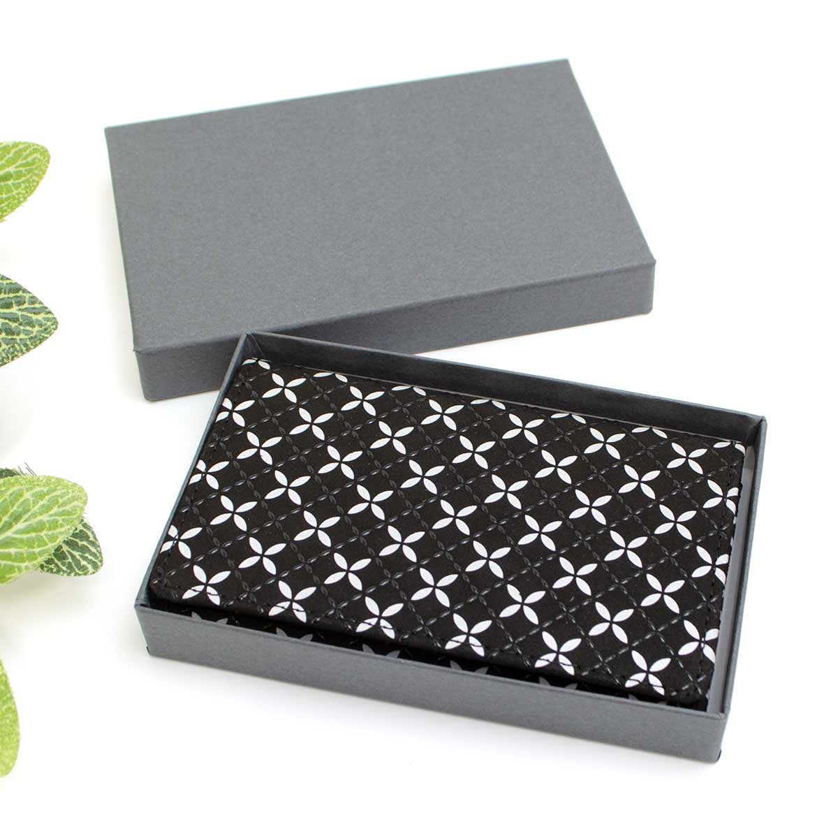 和雑貨 四季彩堂 オンラインショップ / 印伝 名刺入れ そよか