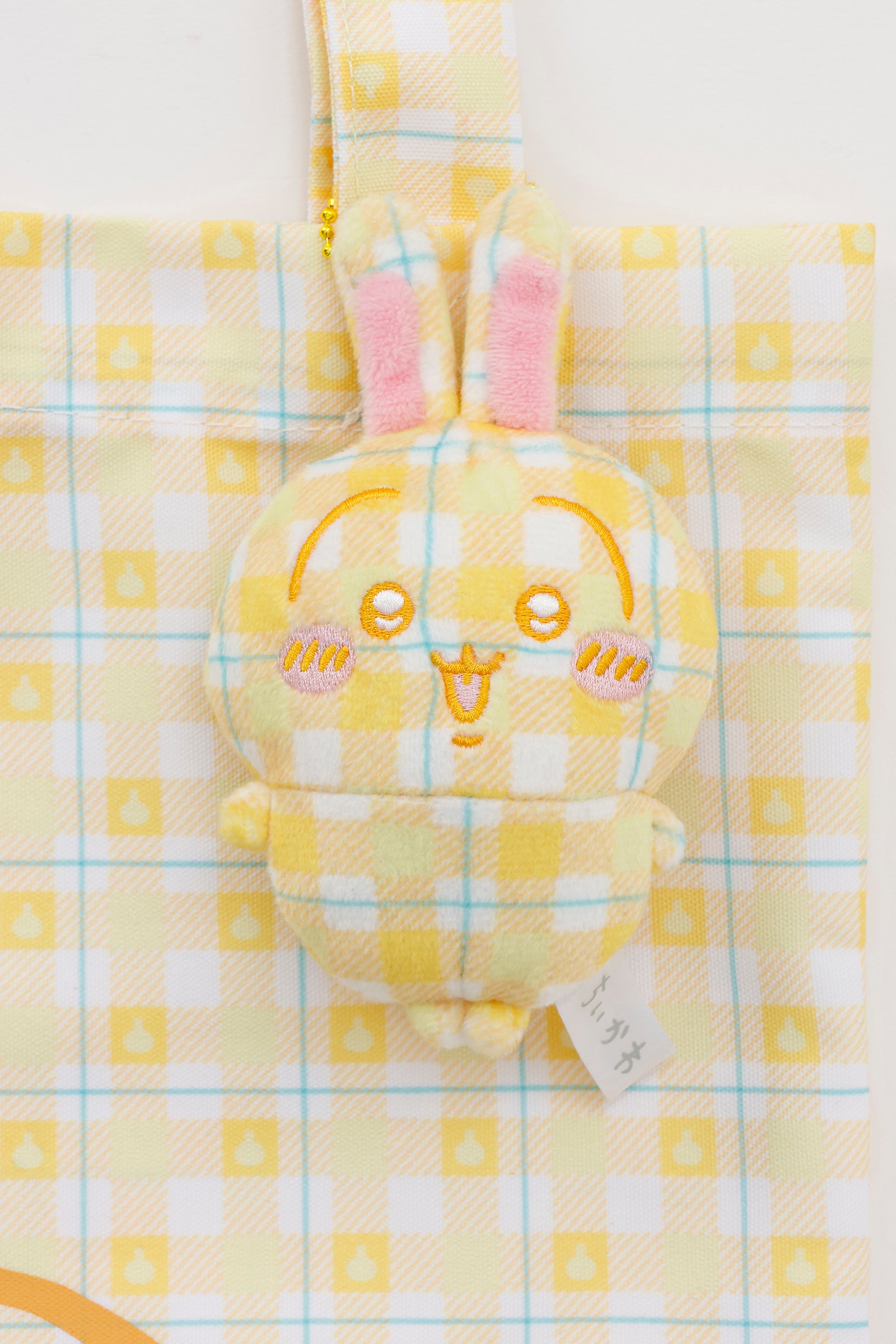 ちいかわ チェックシリーズ トートバッグ（チャーム付き） うさぎ イエロー