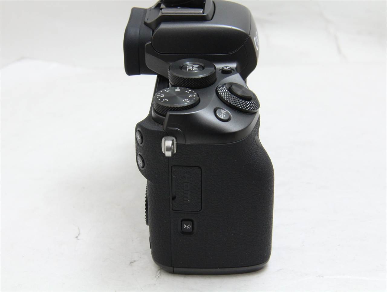 トップカメラオンライン / 【中古】 キヤノン(canon) EOS M5 ボディ