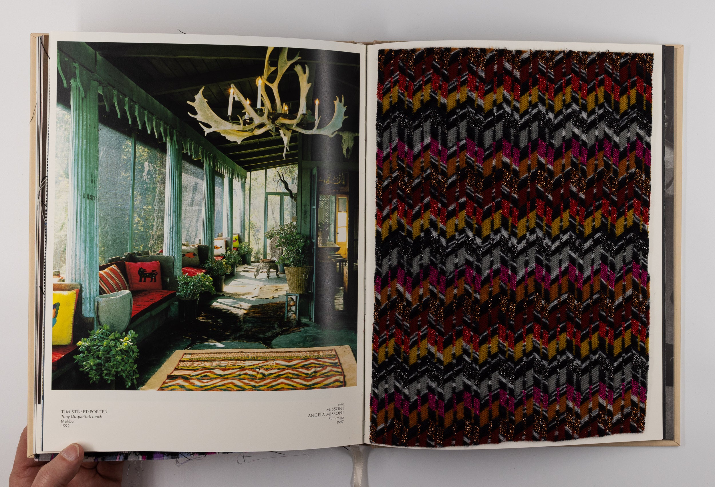 Visionaire 22 Chic – Mario Testino [Signed, 1st Ed.] – Track 16