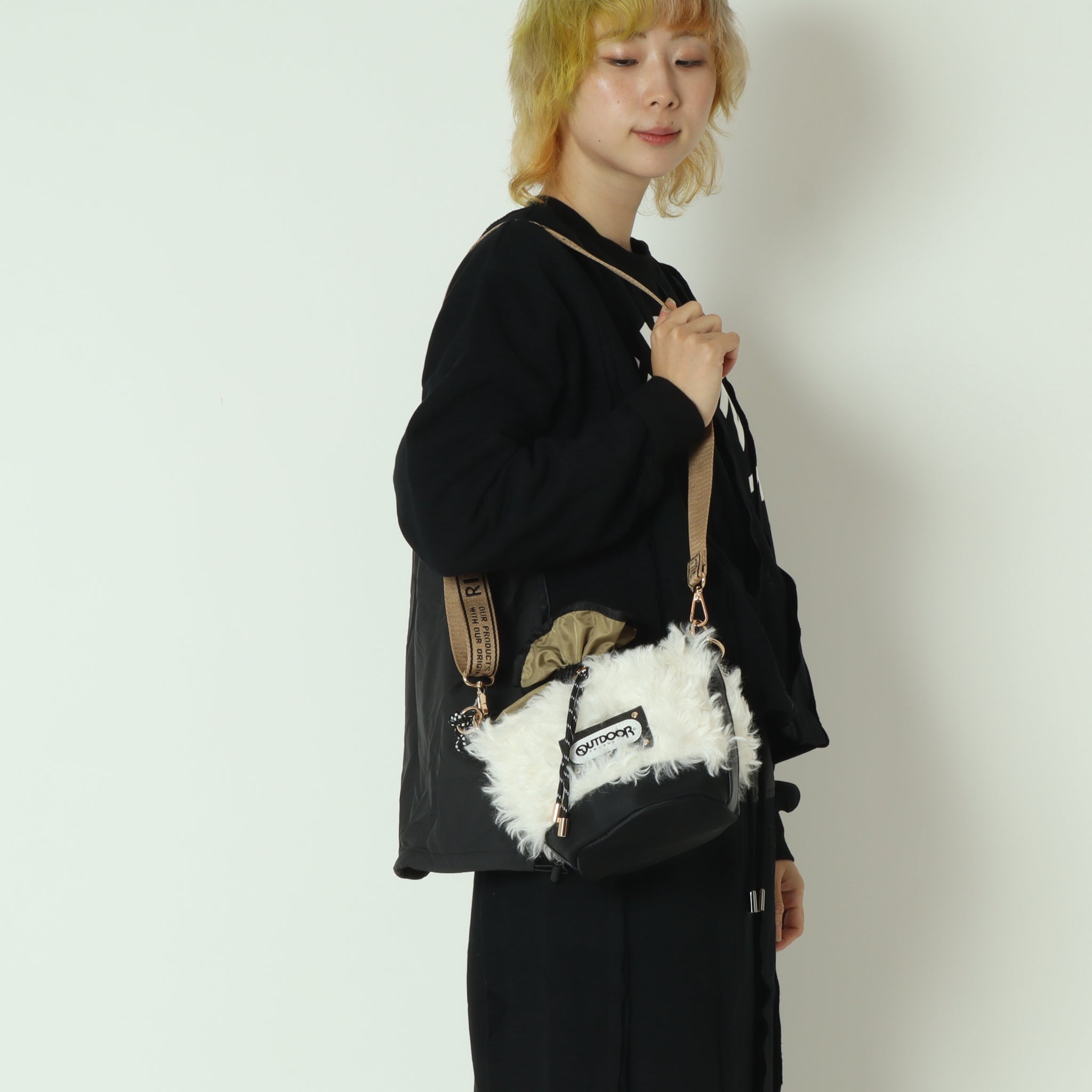 RISLEY×OUTDOORバスケットファーバッグ R2503BFB38 – DURAY