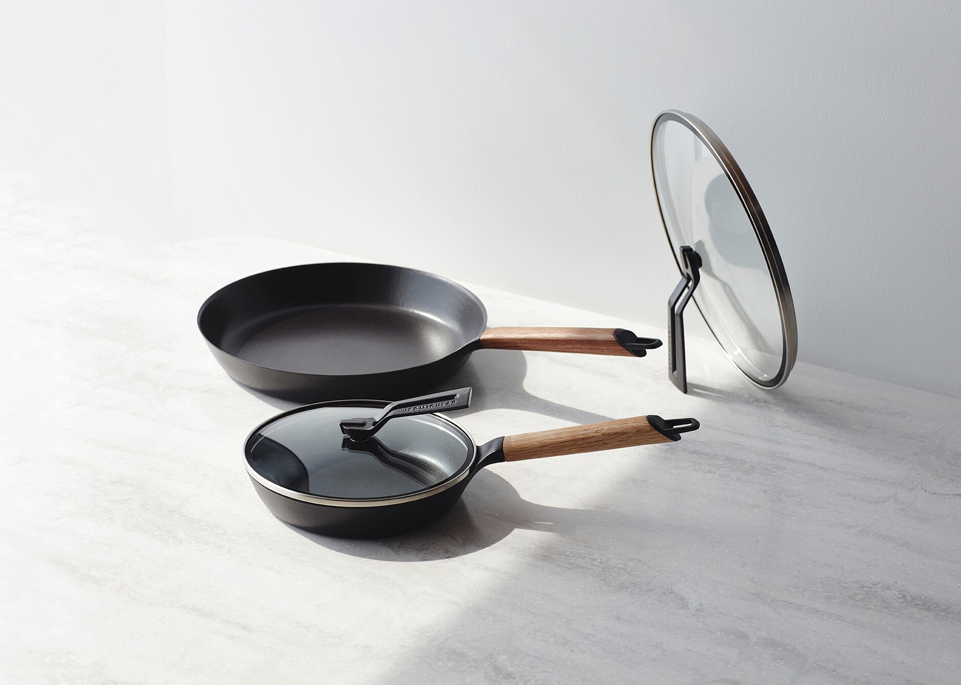 フライパン 20cm[オーク］ | バーミキュラ公式オンラインショップ