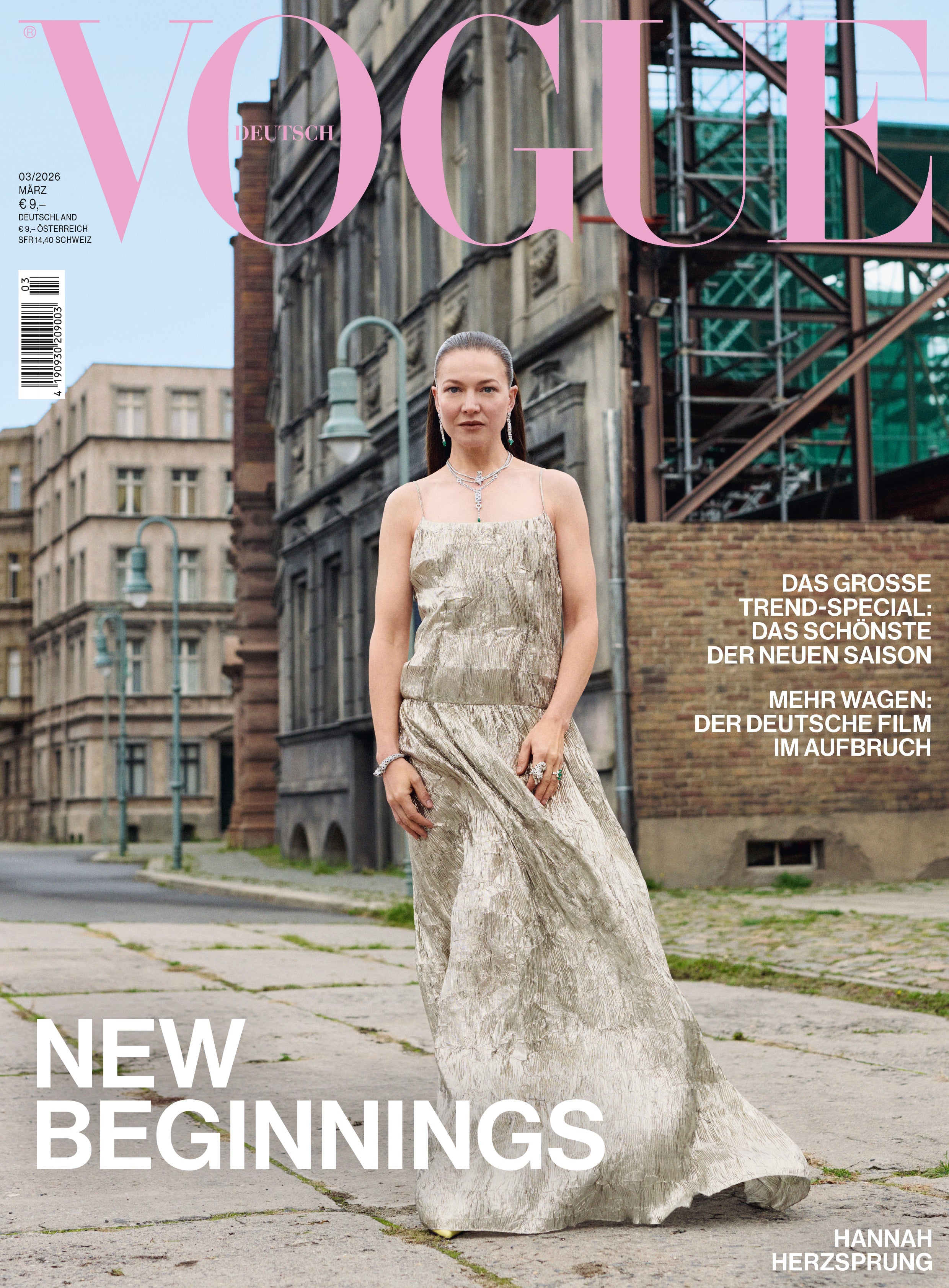 VOGUE Magazine | 11/25 – VOGUE Collection