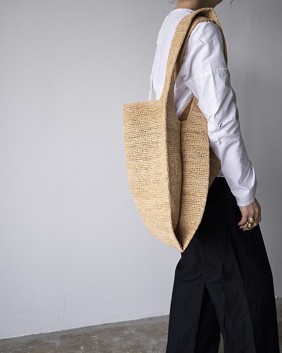 VONIQUE / seya/ RAFFIA SHOPPING BAG