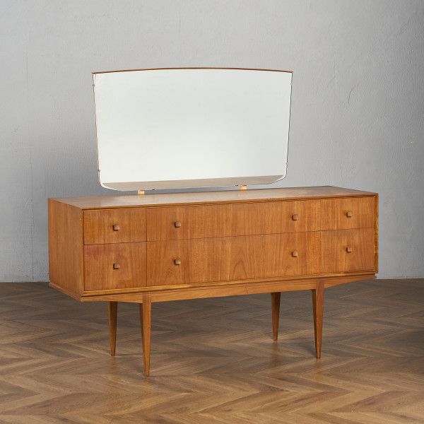 楽天市場】北欧ビンテージ ドレッサー Arne Vodder オーク材 収納付き