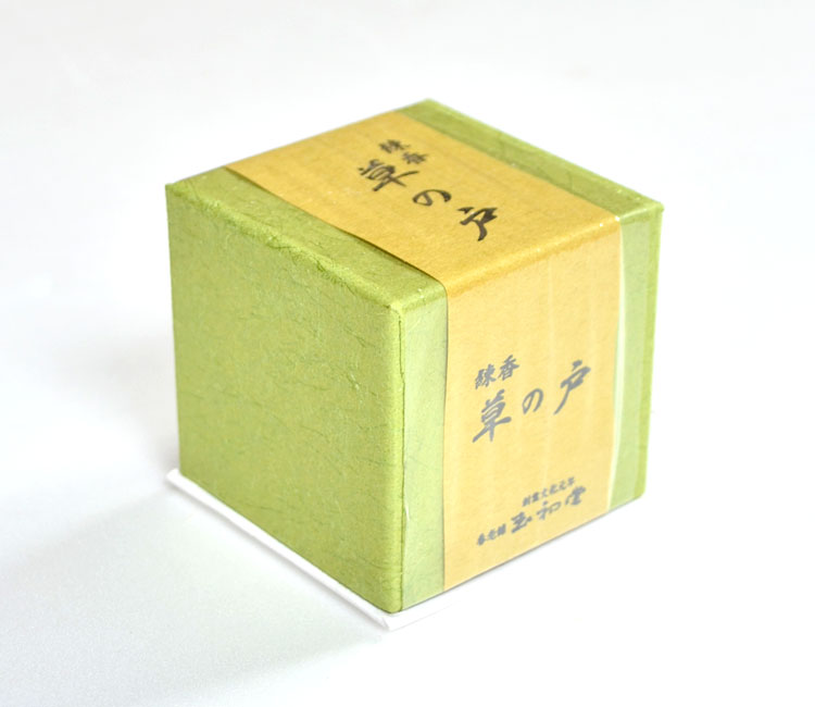 楽天市場】【玉初堂】練香「紫雲 しうん」樹脂製 容器入【#0451