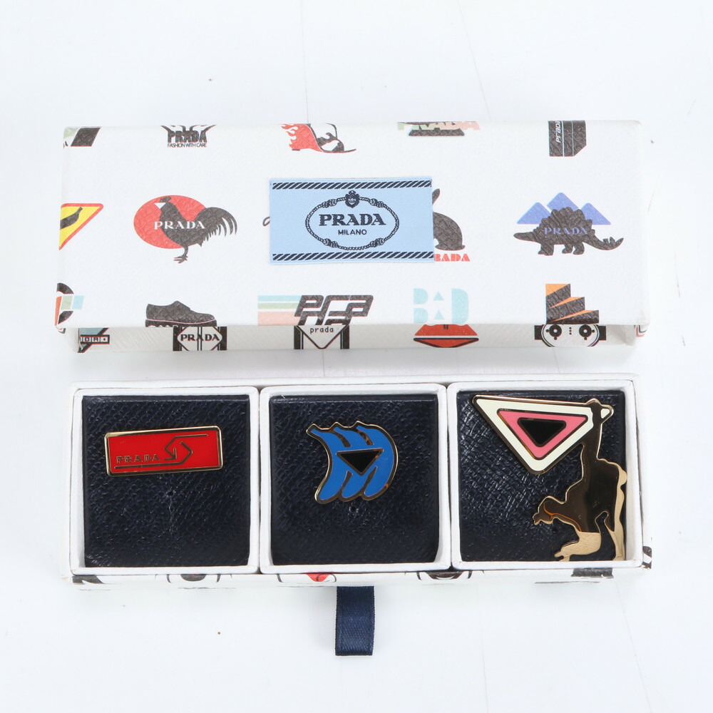 楽天市場】PRADA プラダ ブローチ 2IS061 QHH メンズ サフィアーノ