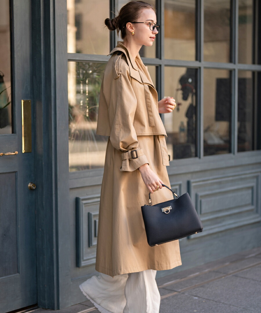 シンプルな美しさと使いやすさと安心感がここに｜ 本革 ハンドバッグ