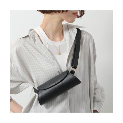 楽天市場】【クーポンで20%OFF】オウレンティ/AULENTTI ボディーバッグ