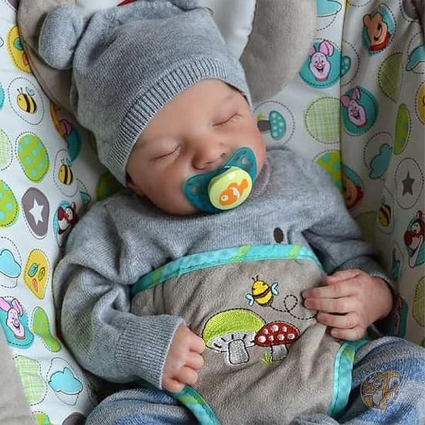 楽天市場】リアルなリボーンベビードール ノア 43cm 新生児人形