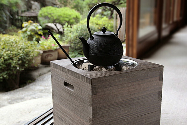 楽天市場】職人の手作り火鉢 日本製 桐の箱火鉢 ＜火鉢単品＞ 全国送料