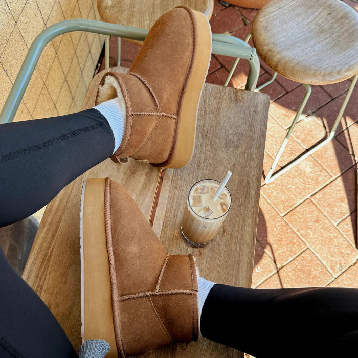 EMU Australia Stinger Micro Flatform - Chestnet – shopcardinoshoes.com