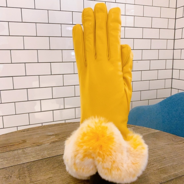 イタリア製の革手袋《Sermoneta gloves / セルモネータ グローブス》が