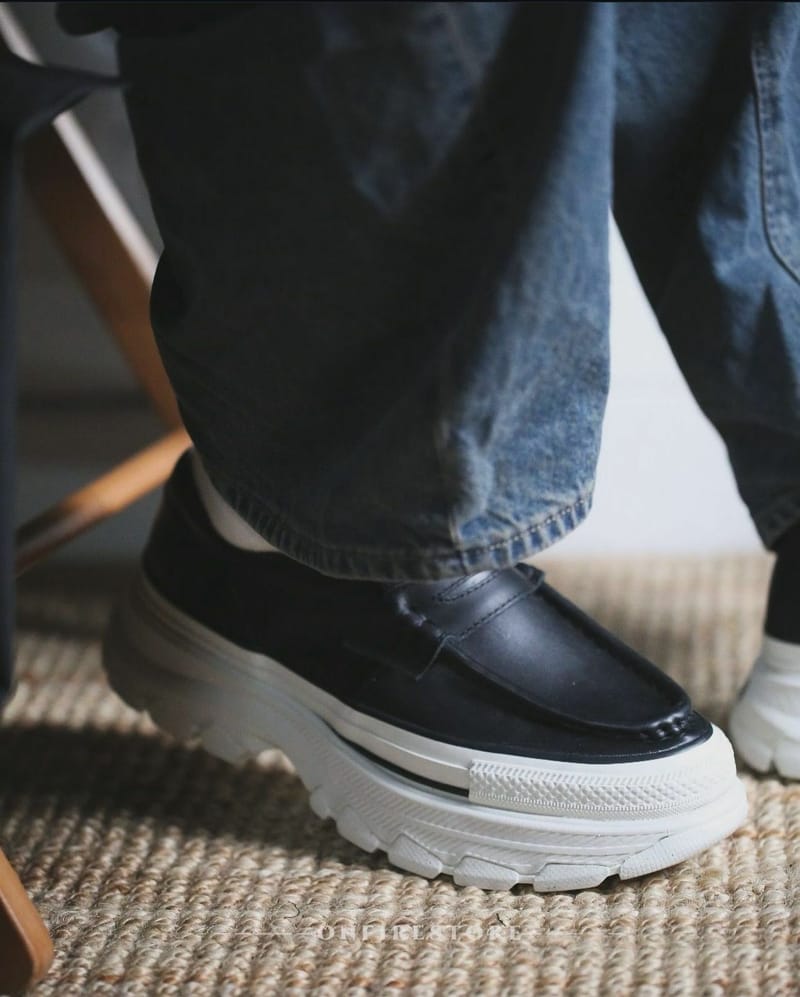 現貨} Converse All Star Trekwave Loafer Black/White