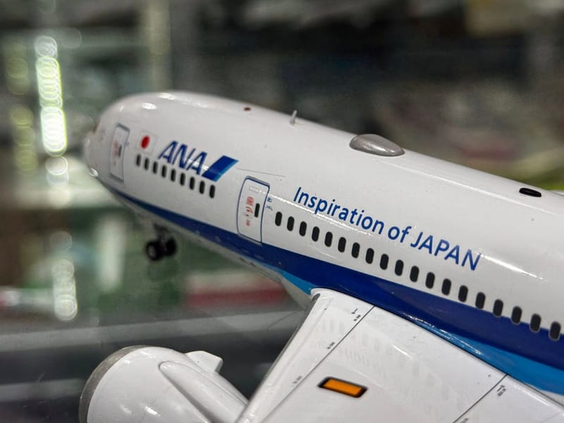 SQ Wings 1/200 全日空ANA B787-8 機編:JA801A