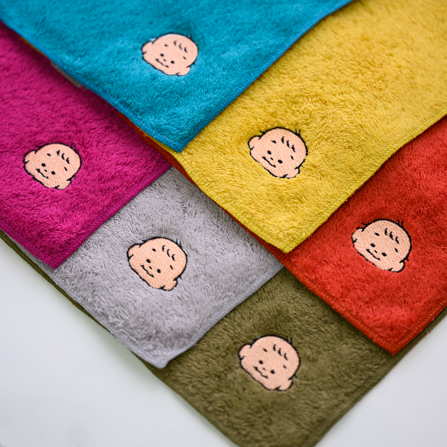 刺繍タオルハンカチ(全6色) – GOODS SHOP TAPUTAPU