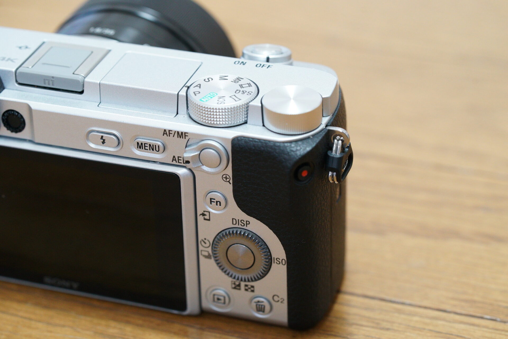 SONY α6400 徹底レビュー｜中古で入手しやすく今でも現役！【ソニー