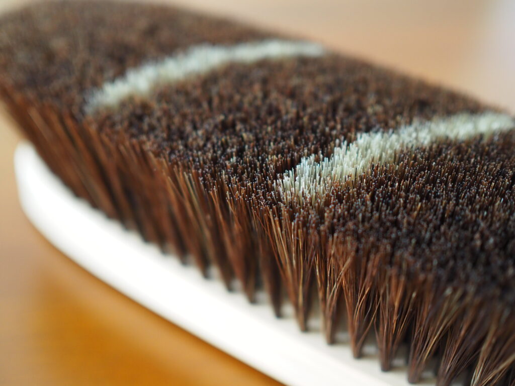 青山工房のカシミヤ対応手植え洋服ブラシ【服好きにおすすめのふるさと