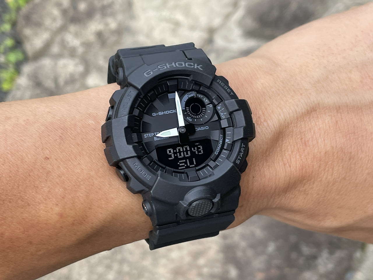 GBA-800-1AJF レビュー】軽量コンパクト！気軽に使えるアナログG-SHOCK