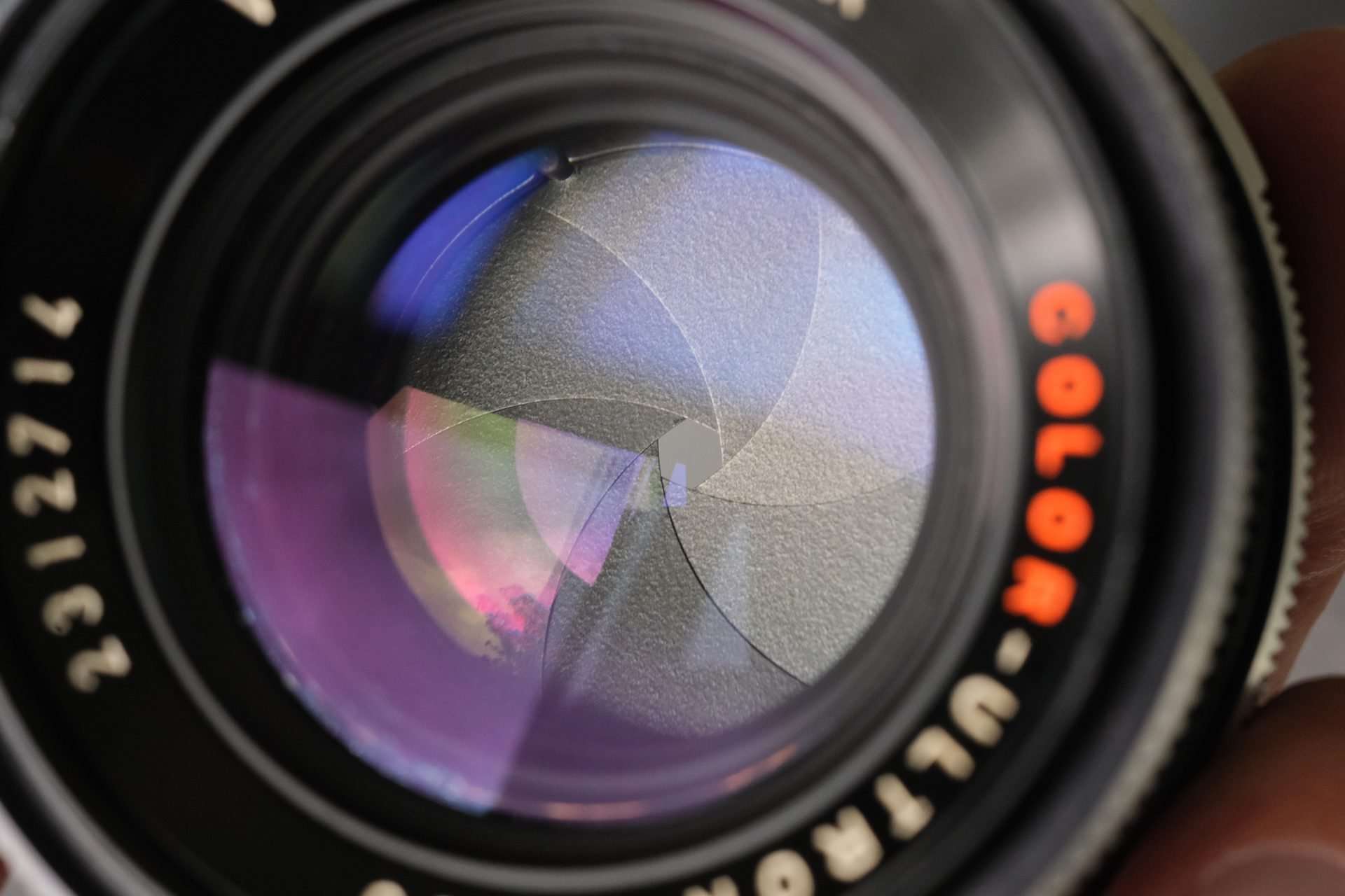 Voigtlander Color Ultron 50mm f/1.8 Lens - M42 Mount - Buy Online