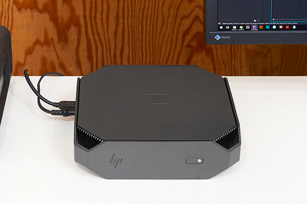 HP Z2 Mini G3は快適に4K編集ができて、撮影現場にも持ち込めるミニ