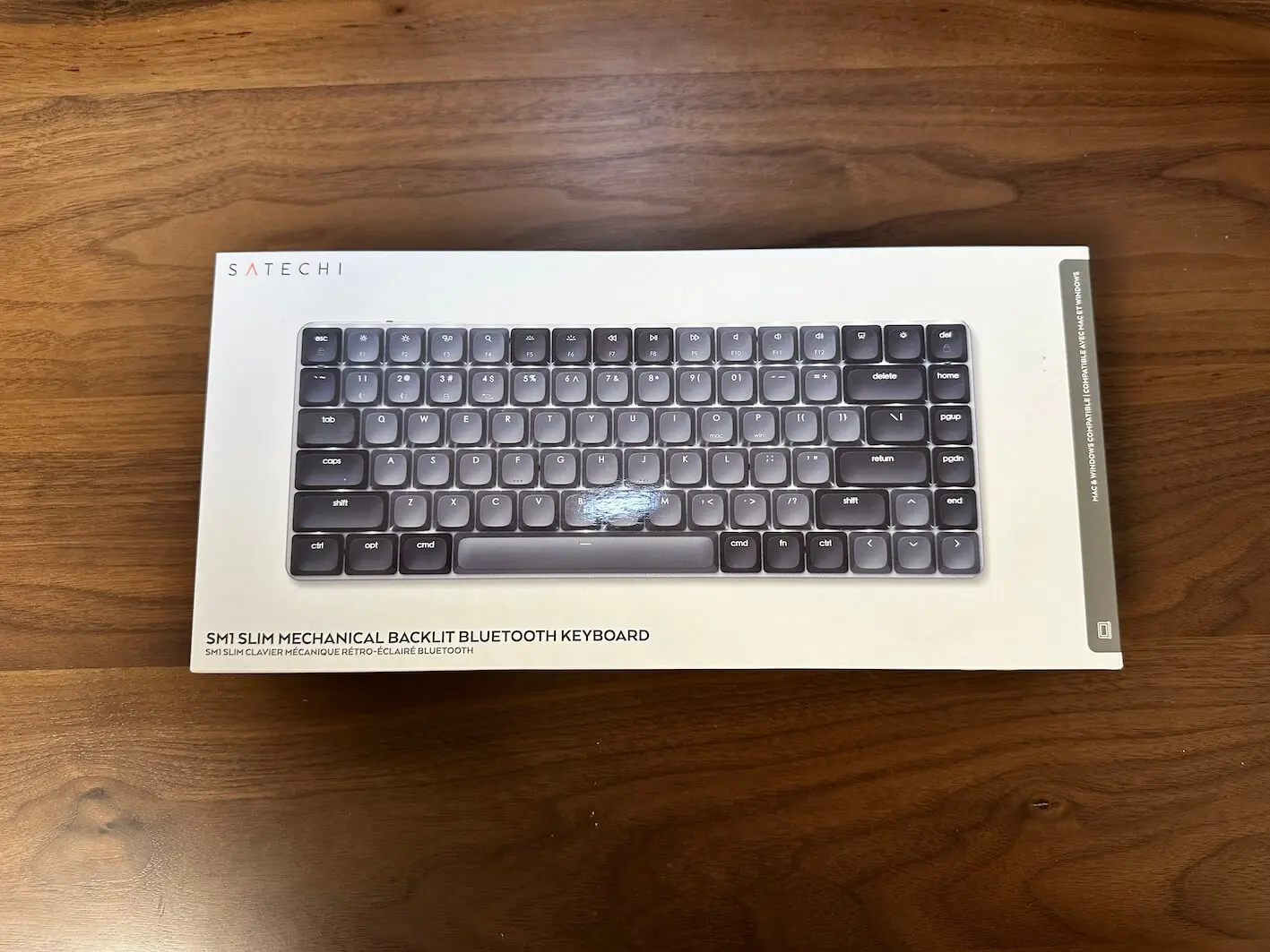 レビュー】Satechi メカニカルキーボード SM1｜マジでカッコ良すぎて